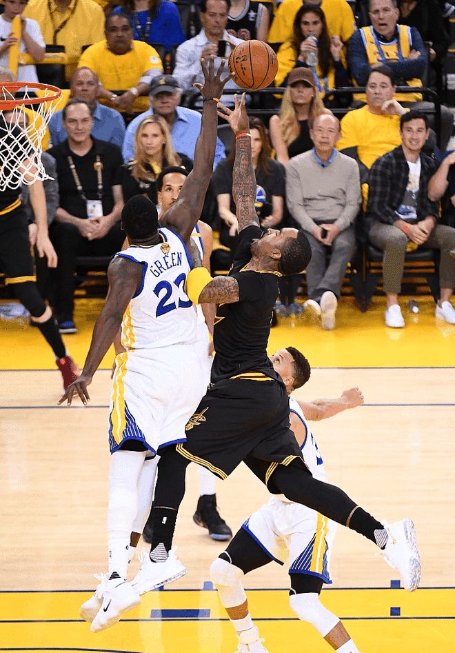 关于灰熊豪赢步行者，麦克康納联手谢伦爆破的信息