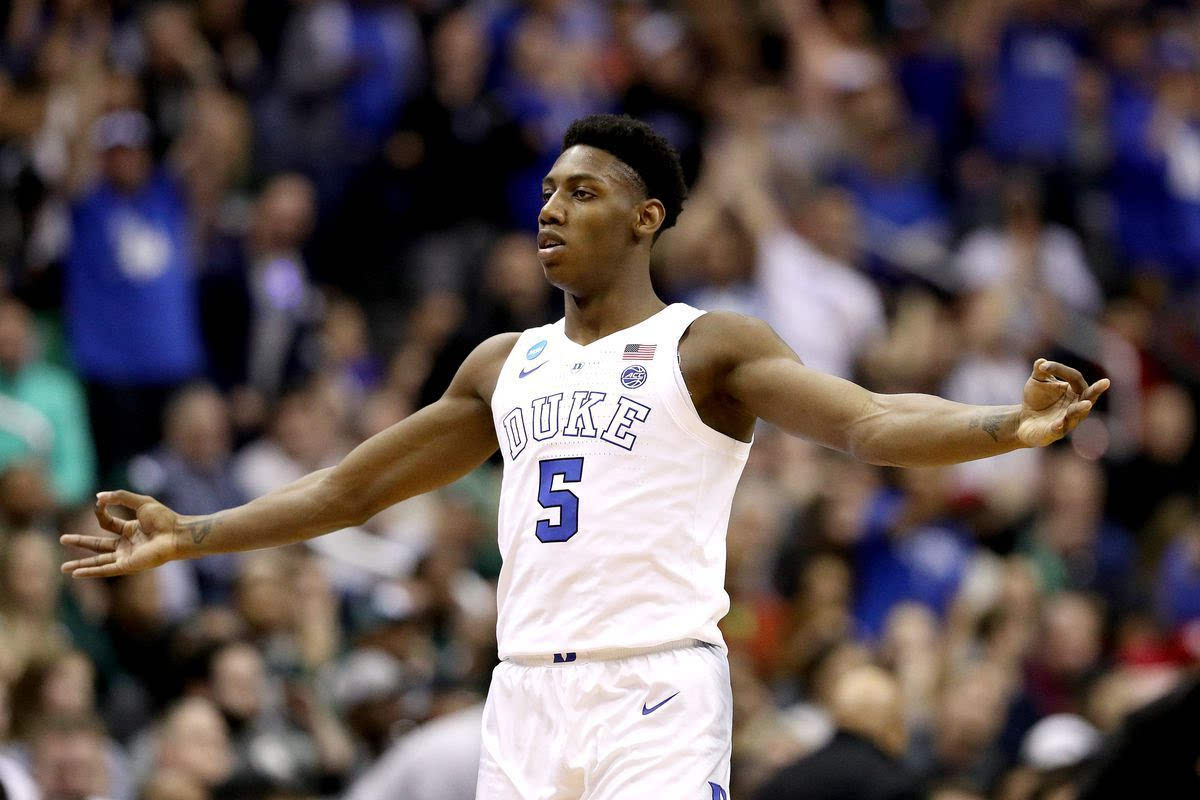 加拿大队新秀被誉为足坛新星的简单介绍 加拿大队新秀被誉为足坛新星的简单介绍