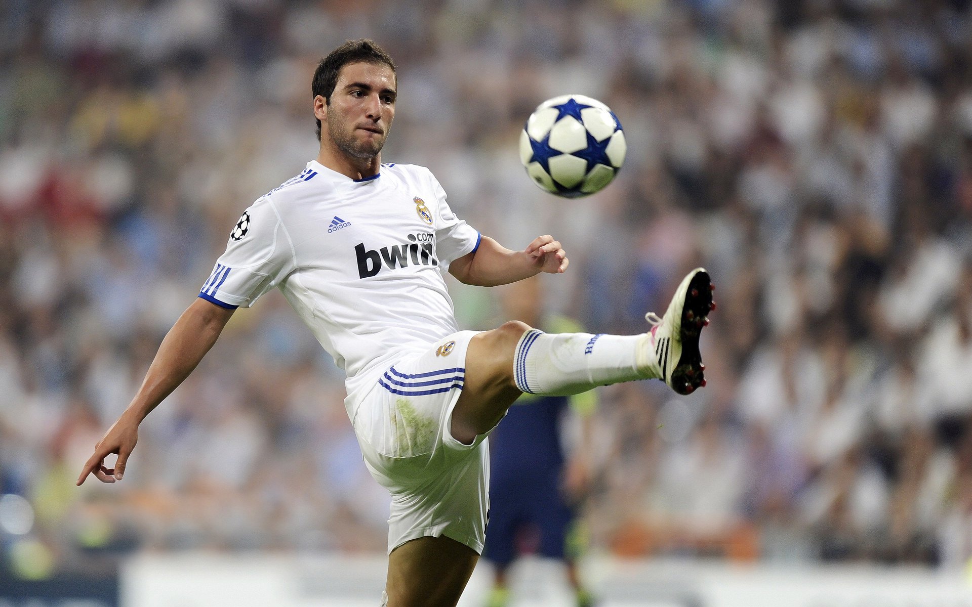 抢七之夜，米切尔的存在感如何定义伟大？